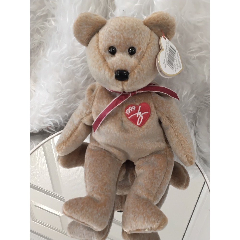 Ty Beanie Babies Signature Bear 1999 Red Heart Collection Plush Toy